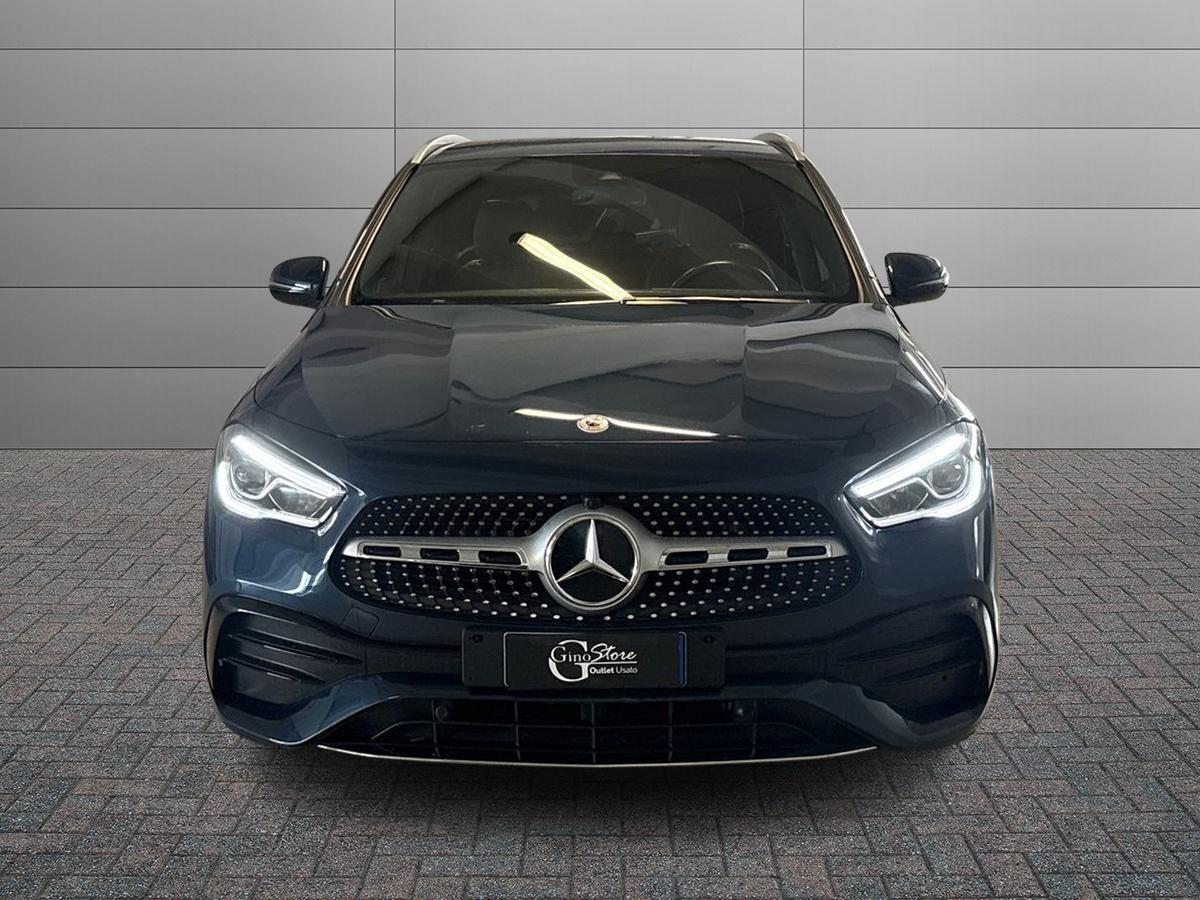 Mercedes-Benz GLA 200 d Premium 4matic auto