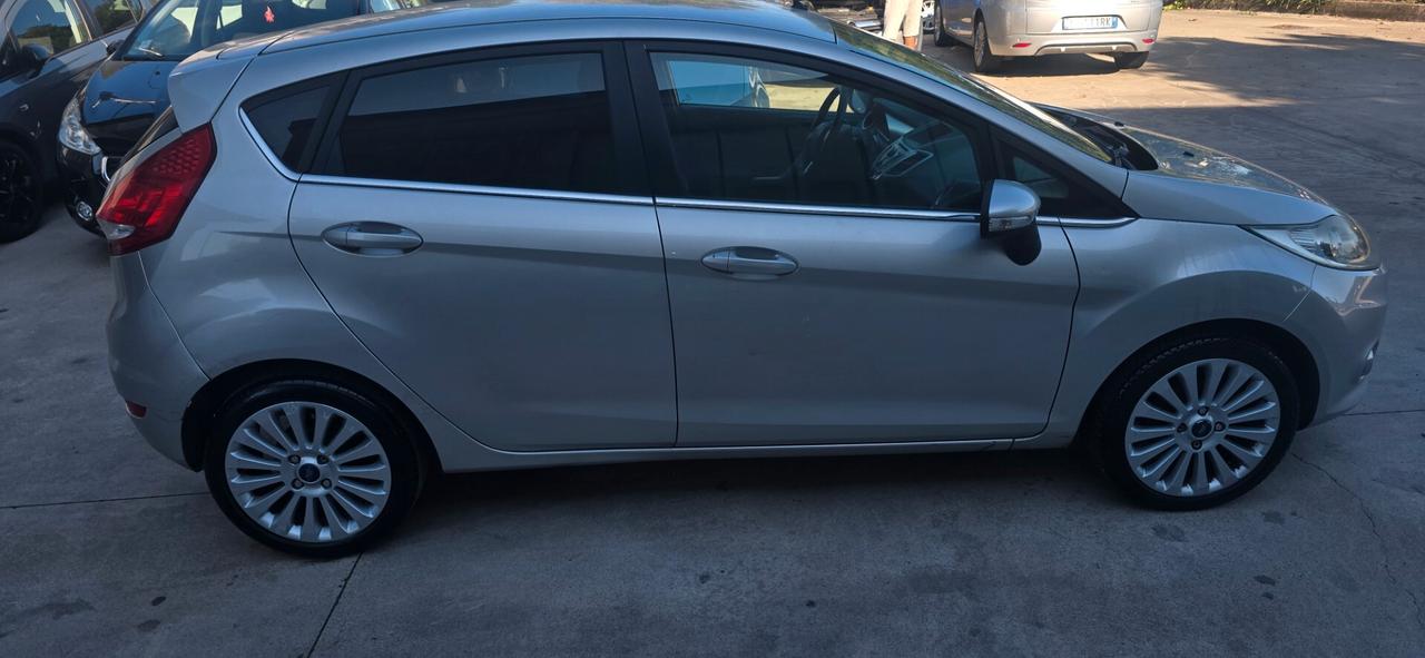 Ford Fiesta 1.4 TDCi 5p. Ghia
