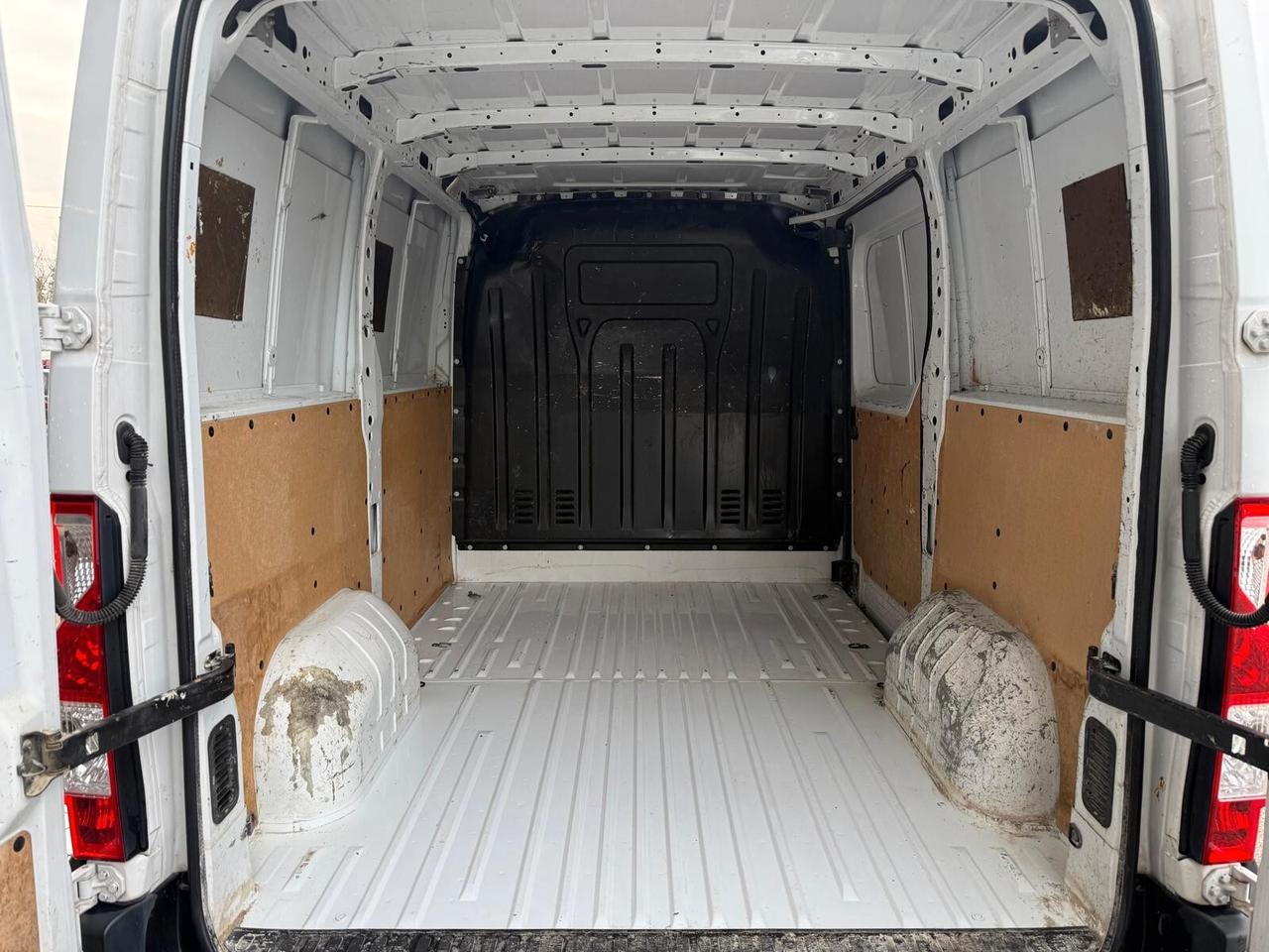 Renault Master T28 2.3 Diesel Neopatentati