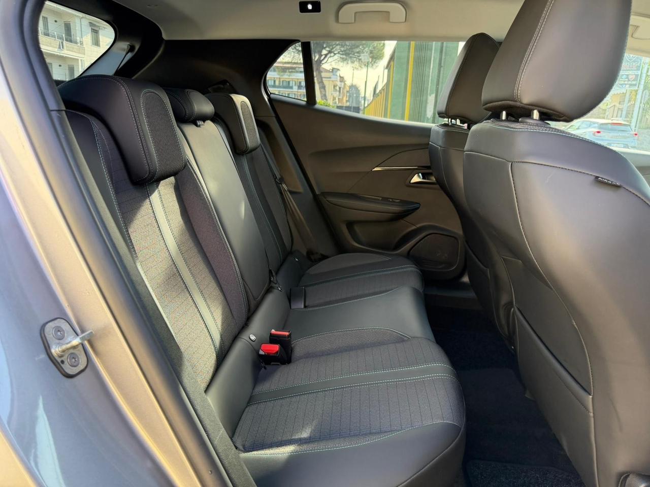 PEUGEOT 2008 1.2 BENZINA 100 (CV) 2021