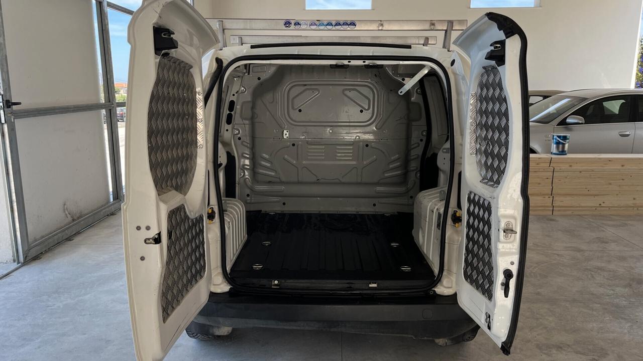 Fiat Fiorino 1.3 MJT 95CV 2014