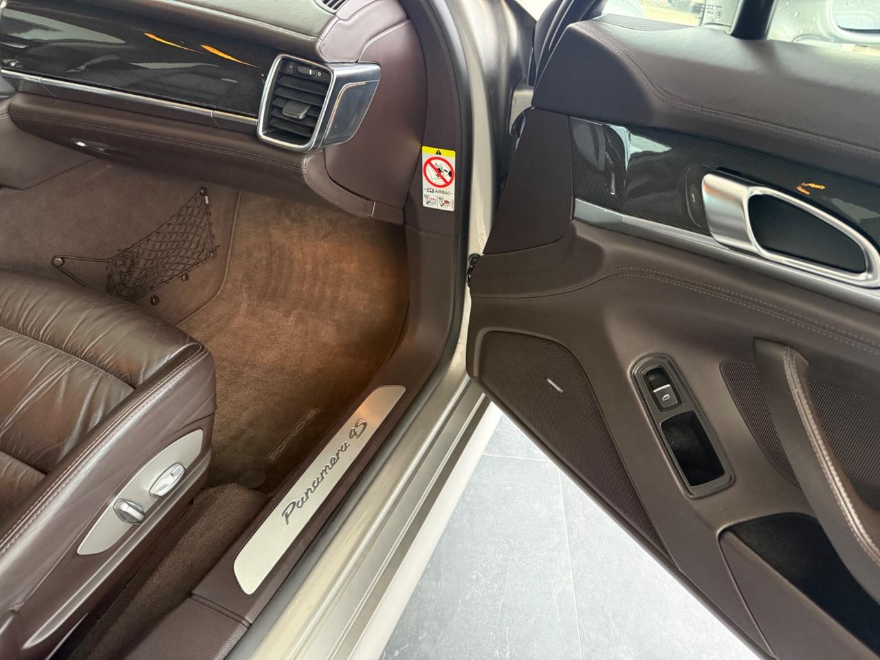 Porsche Panamera 4.8 4S