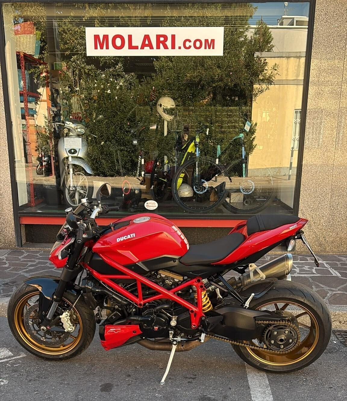 DUCATI STREETFIGHTER 848 ROSSO 10/2012