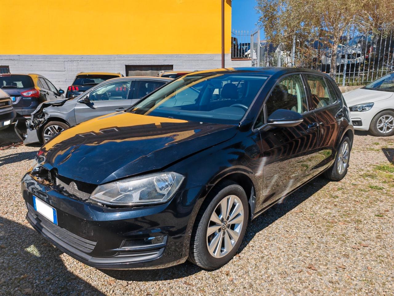 Volkswagen Golf 1.6 TDI 5p. Incidentata/Sinistrata