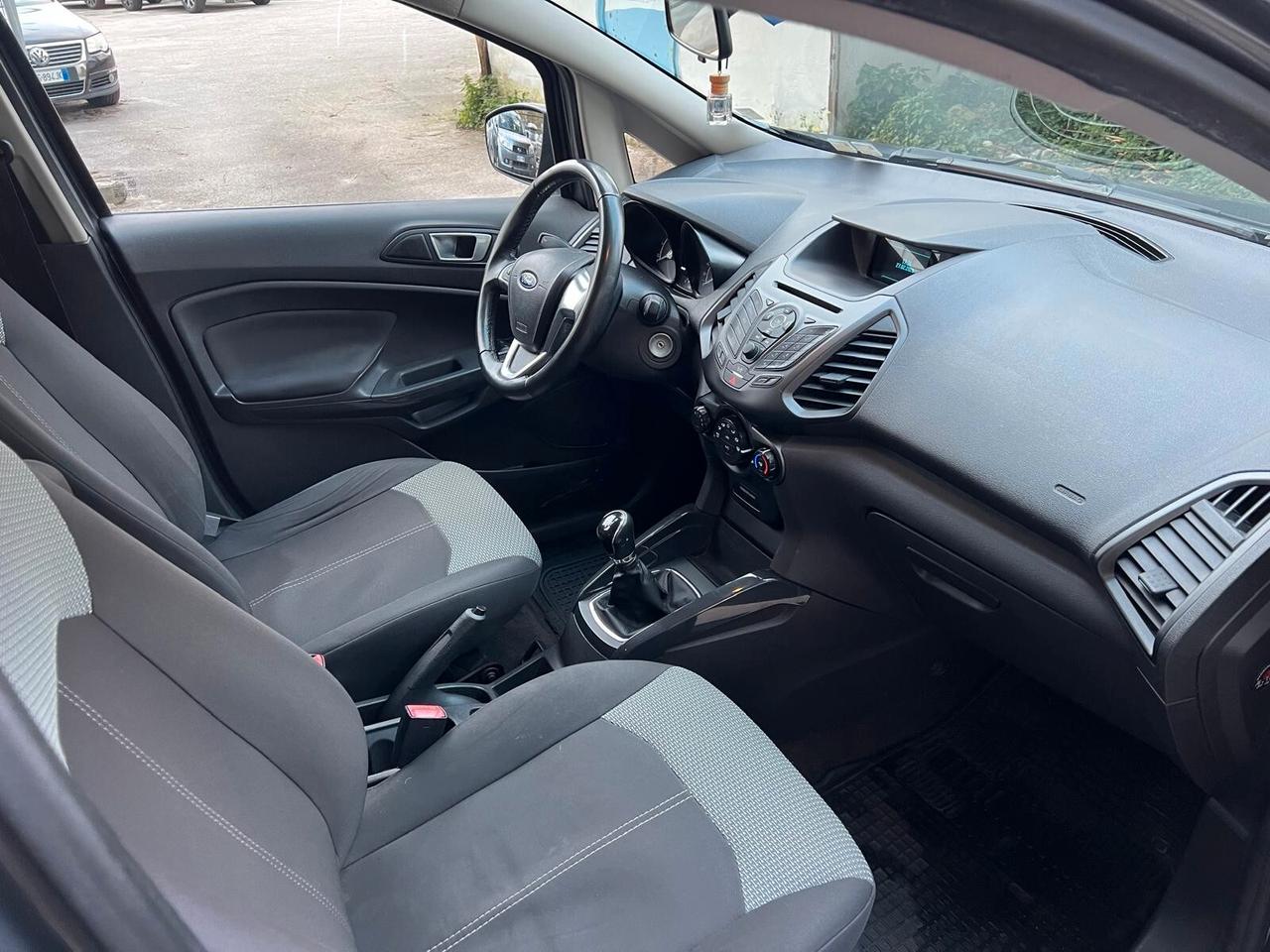 FORD ECOSPORT 1.5 TDCi Titanium - 2015