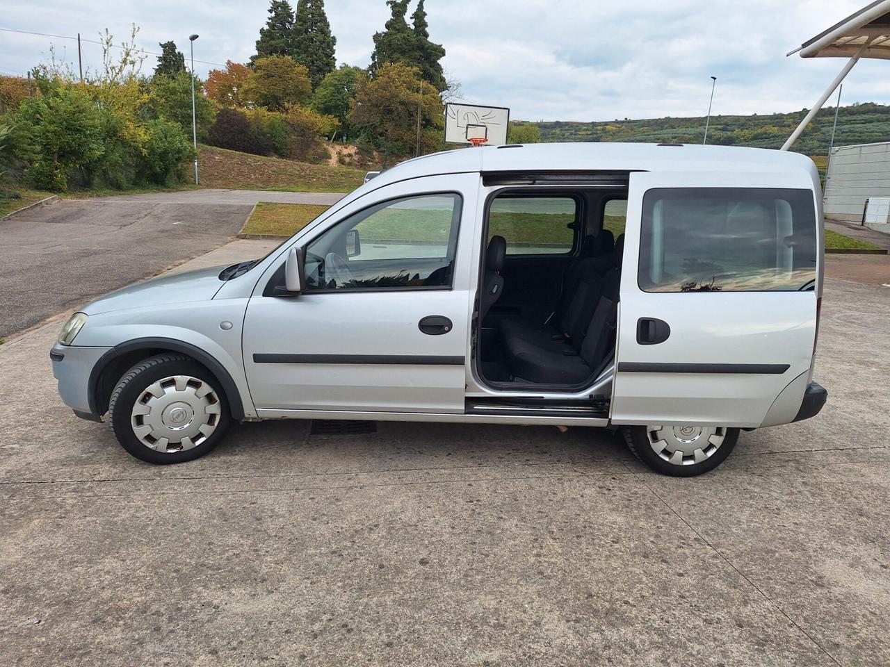 Opel Combo 1.6 CNG Metano 5p. GANCIO TRAINO