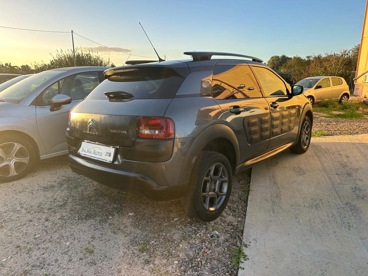 Citroen C4 Cactus PureTech 82 Shine