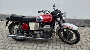 Moto Guzzi V7 SPECIAL SPORT