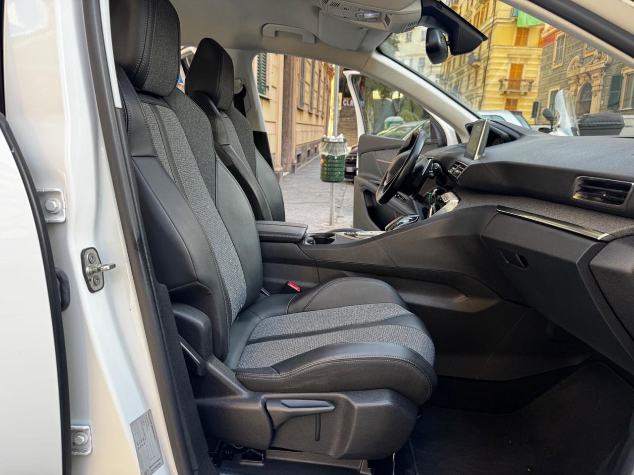 Peugeot 3008 BlueHDi 130CV ALLURE AUTOMATICA PARI AL NUOVO GARANTITA 12M
