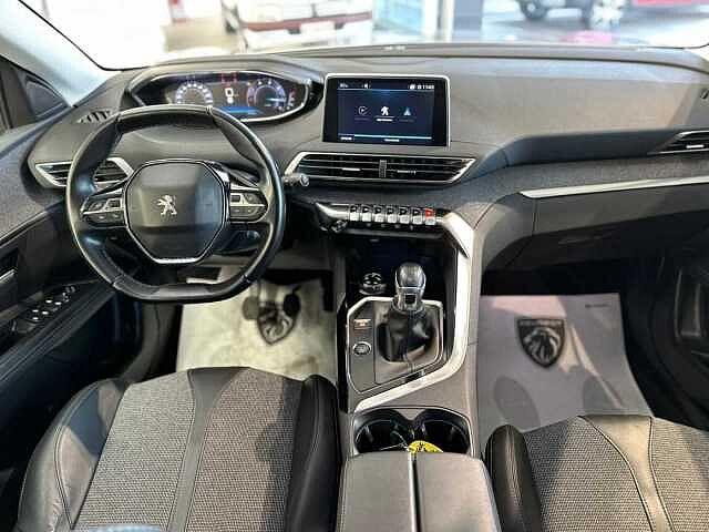 Peugeot 3008 BlueHDi 130 S&S Allure