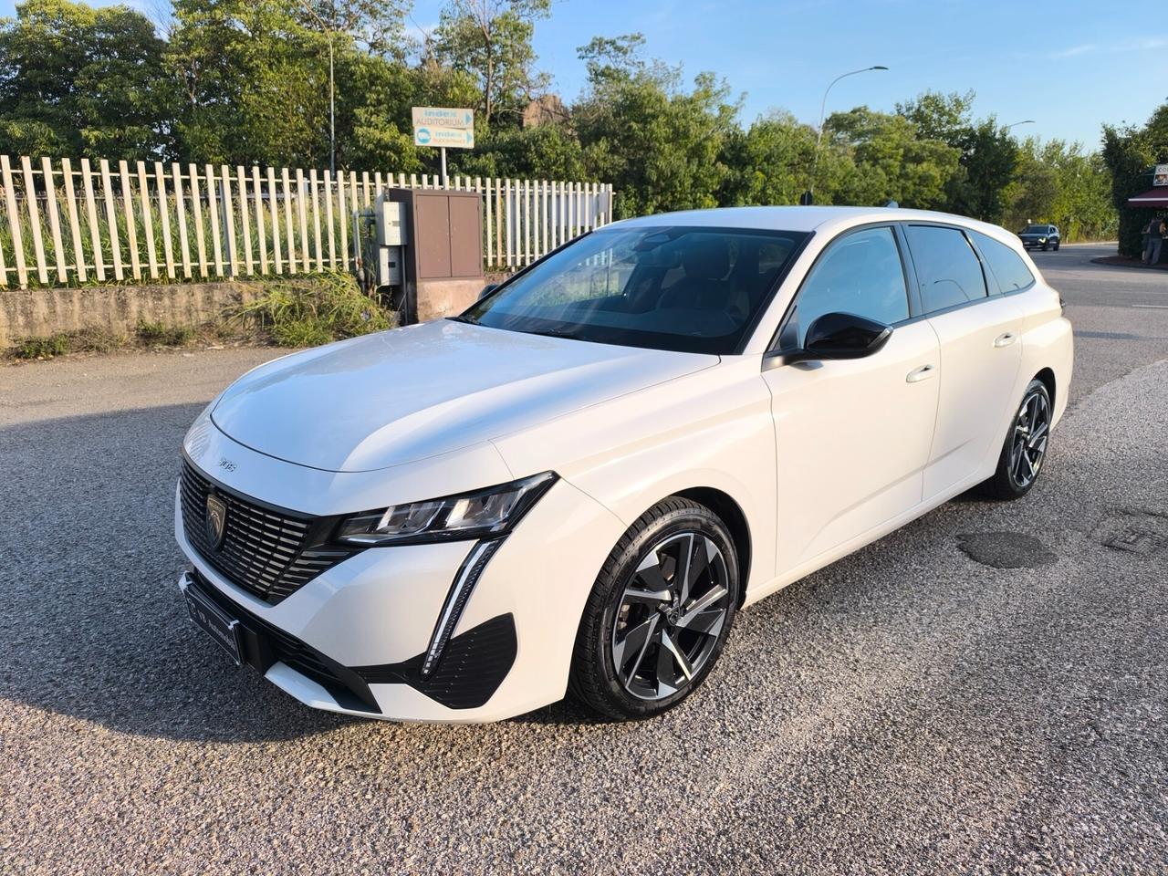 Peugeot 308 BlueHDi 130 S&S EAT8 SW Allure Pack