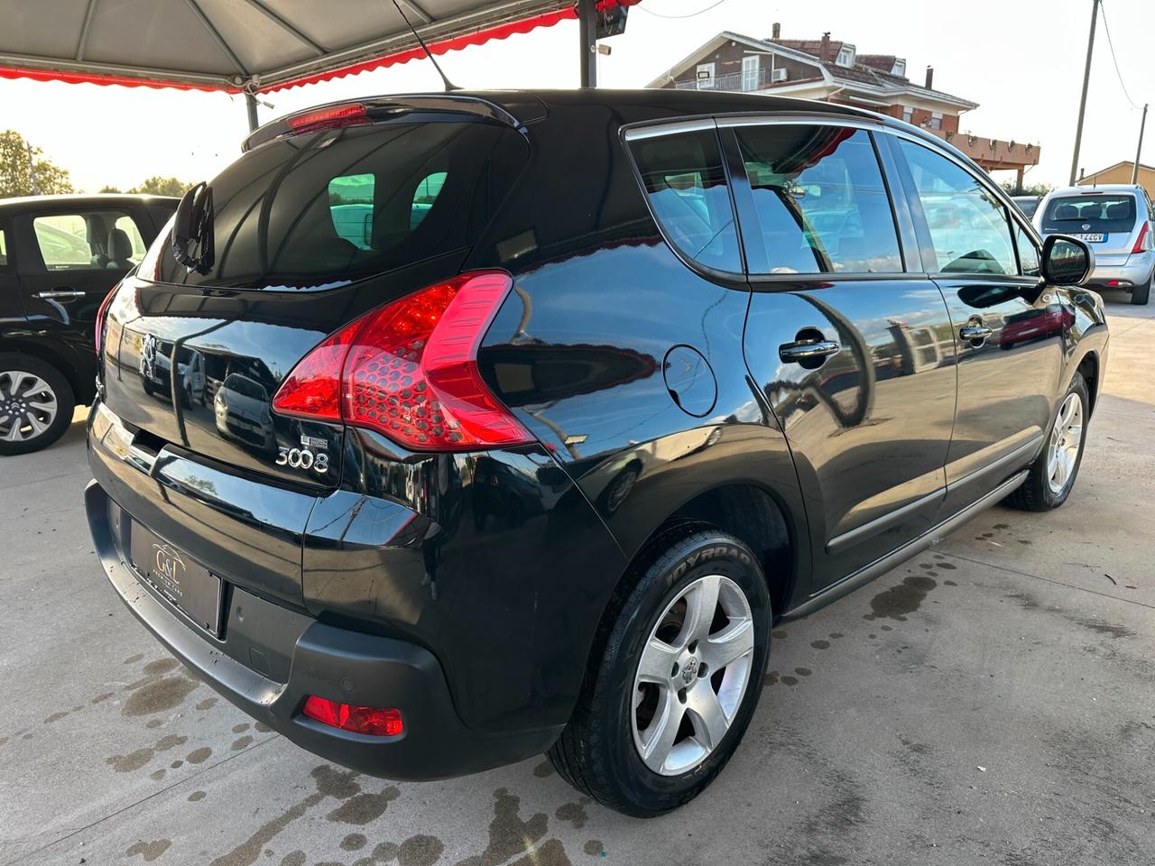 Peugeot 3008 PEUGEOUT 1.6HDI*NAVI*AUT*116CV*