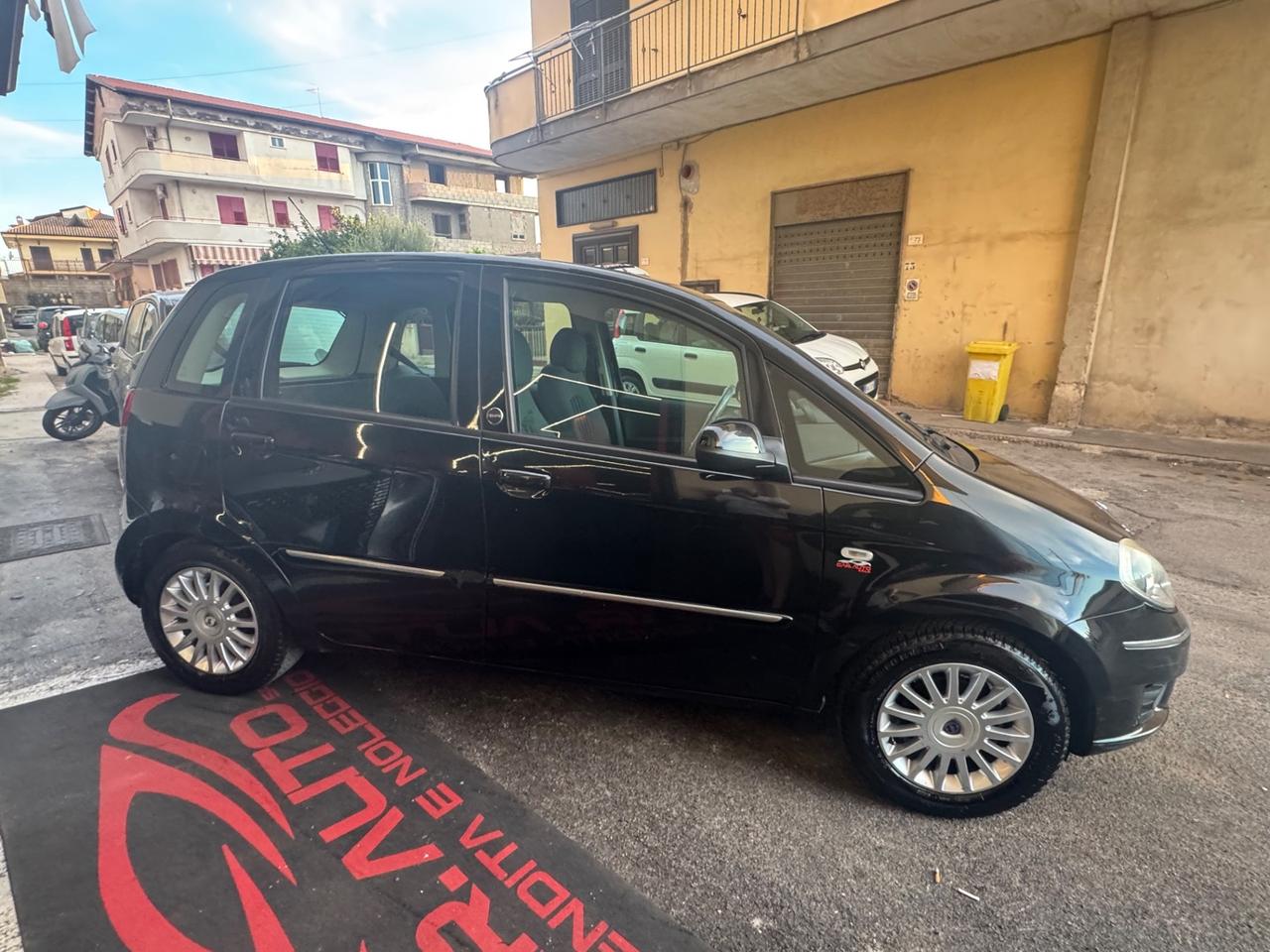 Lancia MUSA 1.4 8V Ecochic (GPL) Diva