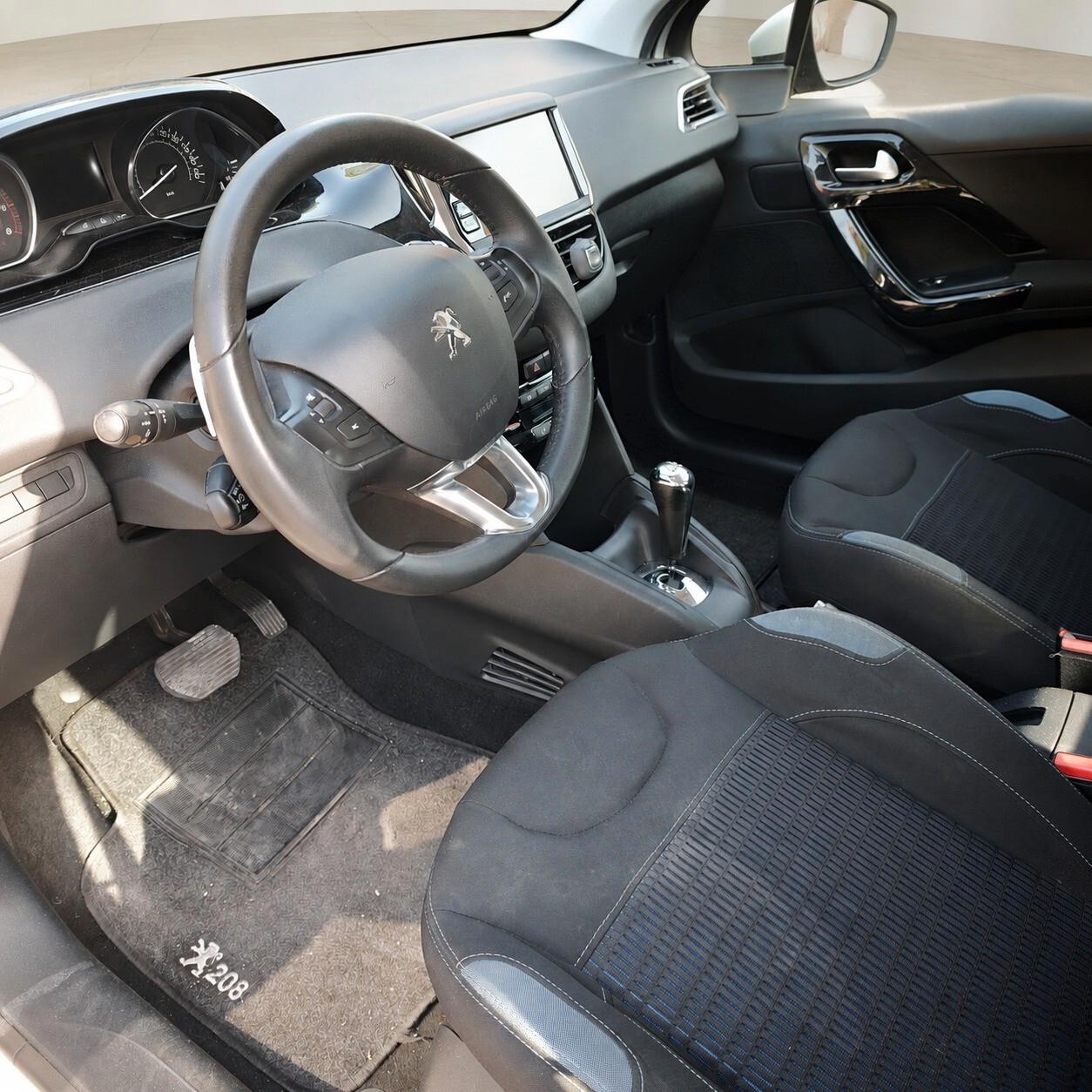 Peugeot 208 1.6 e-HDi 92 CV Stop&Start ETG6 5 porte Allure
