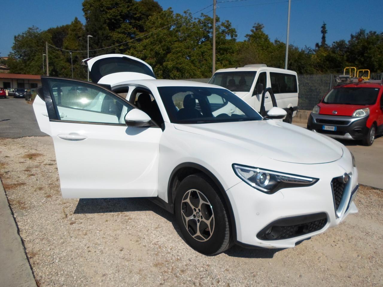 Alfa Romeo Stelvio 2.2 Turbodiesel 190 CV AT8 Q4 Super Business