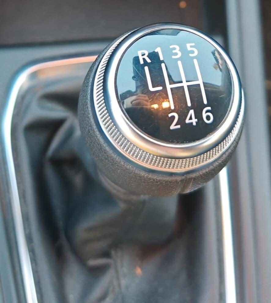 Renault Captur Mild Hybrid 140 CV Zen