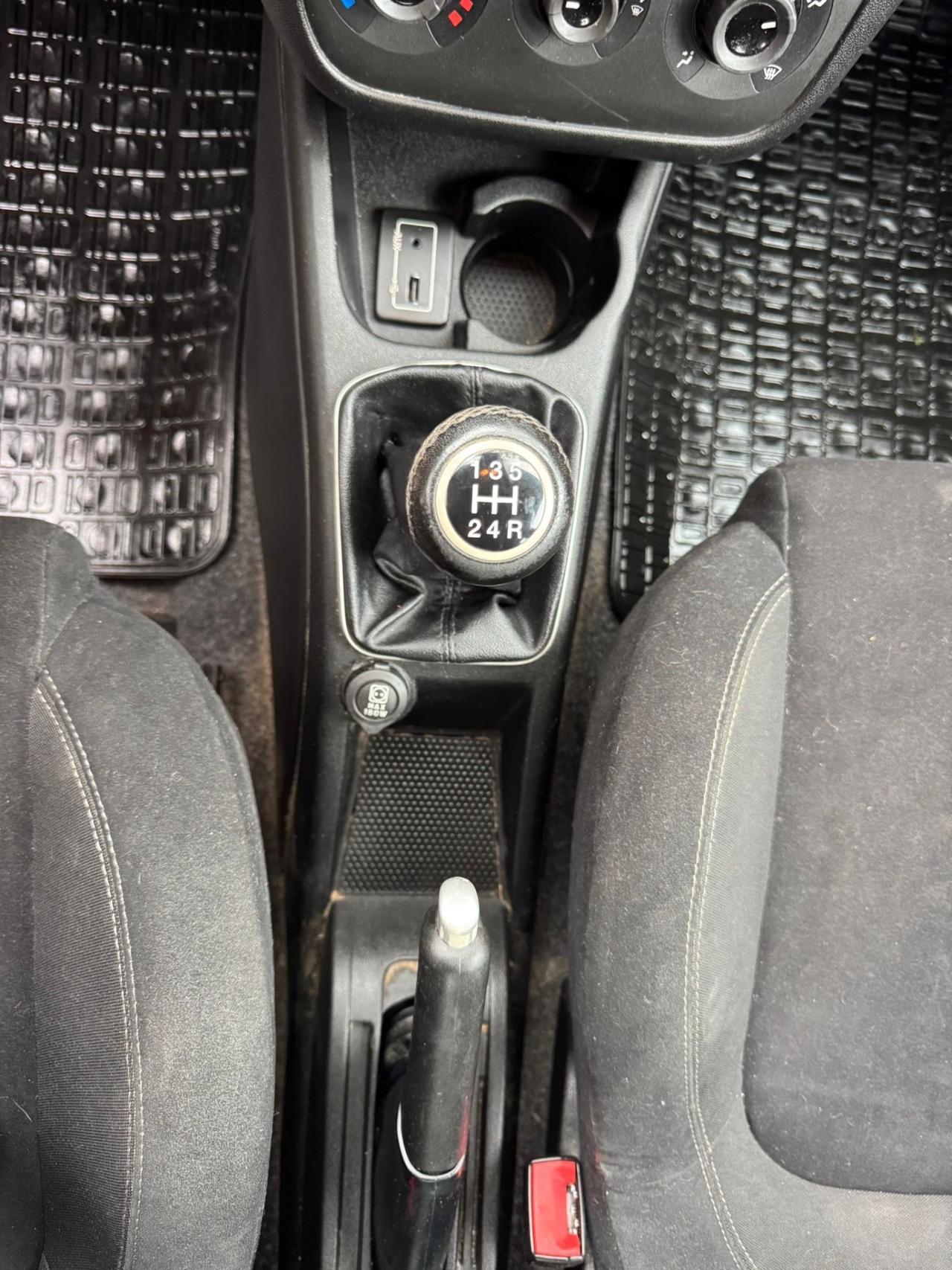 Fiat Punto 1.3 MJT II 75 CV 5 porte Lounge