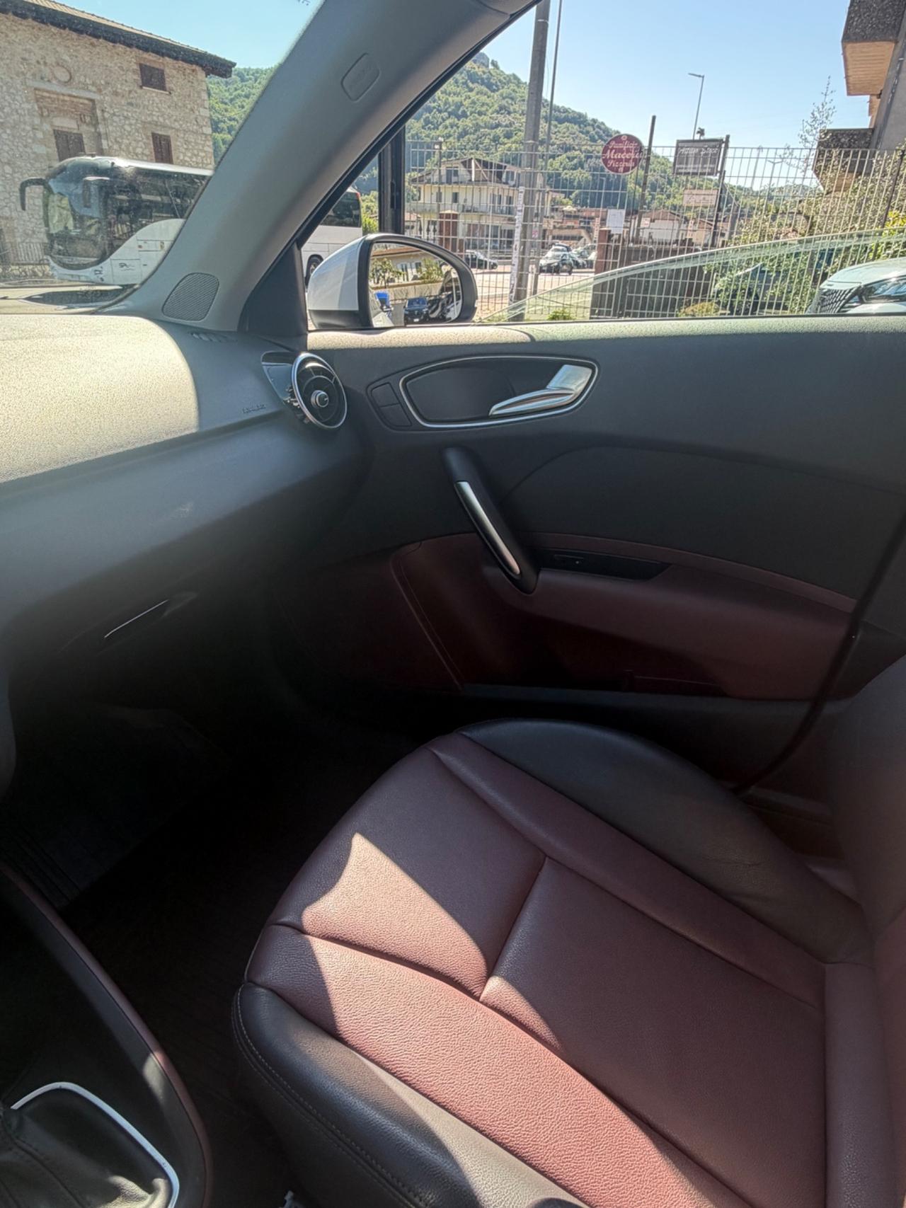 Audi A1 1.6 TDI S tronic Ambition