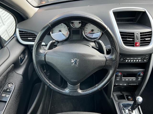 Peugeot 207 1.4 XS 88CV **CAMBIO AUTOMATICO**