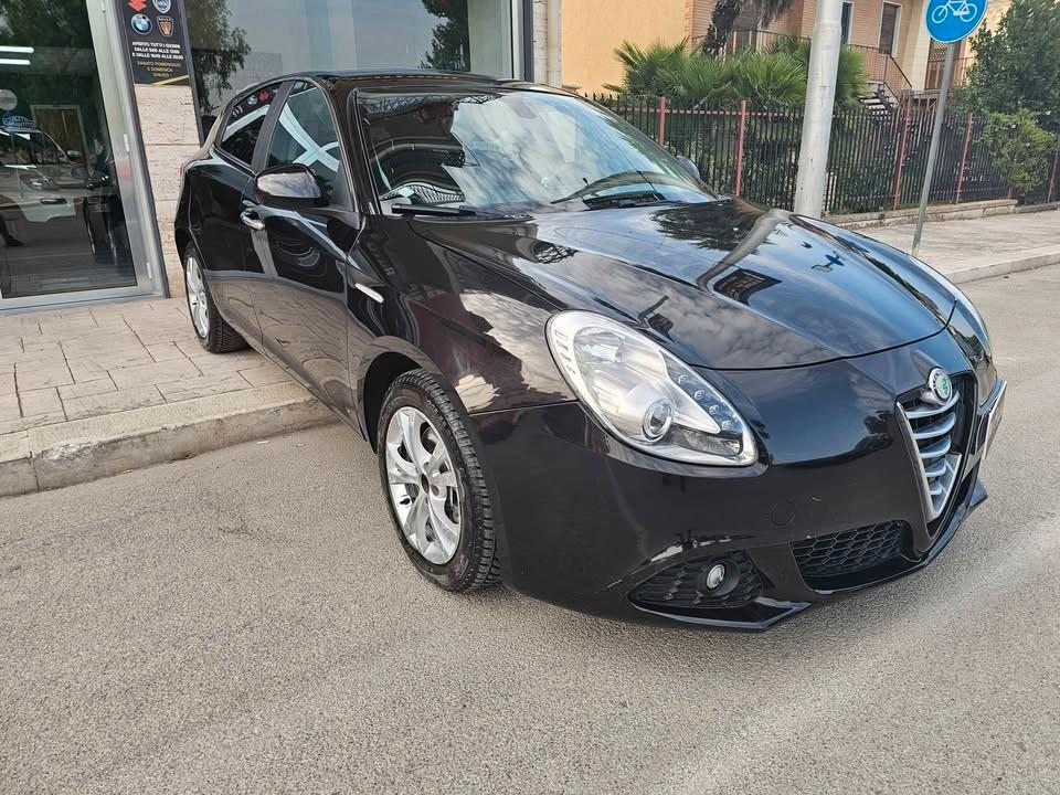 Alfa Romeo Giulietta 2.0 JTDm-2 140 CV Distinctive