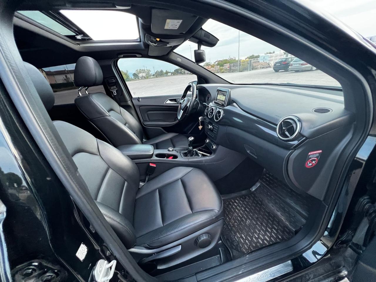 Mercedes-Benz B 200 Premium B #50910