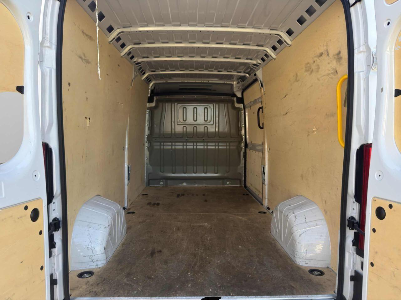 Fiat Ducato (PEUGEOUT BOXER 335)2.2 BHDi 140 CV(PL-TM-L3H2)6E