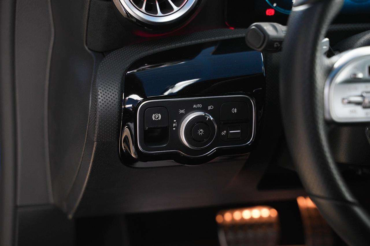 Mercedes-benz A 250 e Automatic EQ-Power Premium