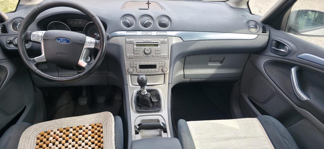 Ford S-Max 2.0 TDCi 140CV Titanium 7 posti