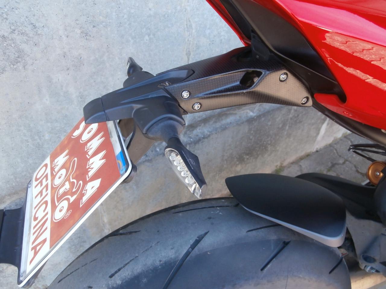 Ducati Streetfighter V4 1100 S (2020) passaggio incluso