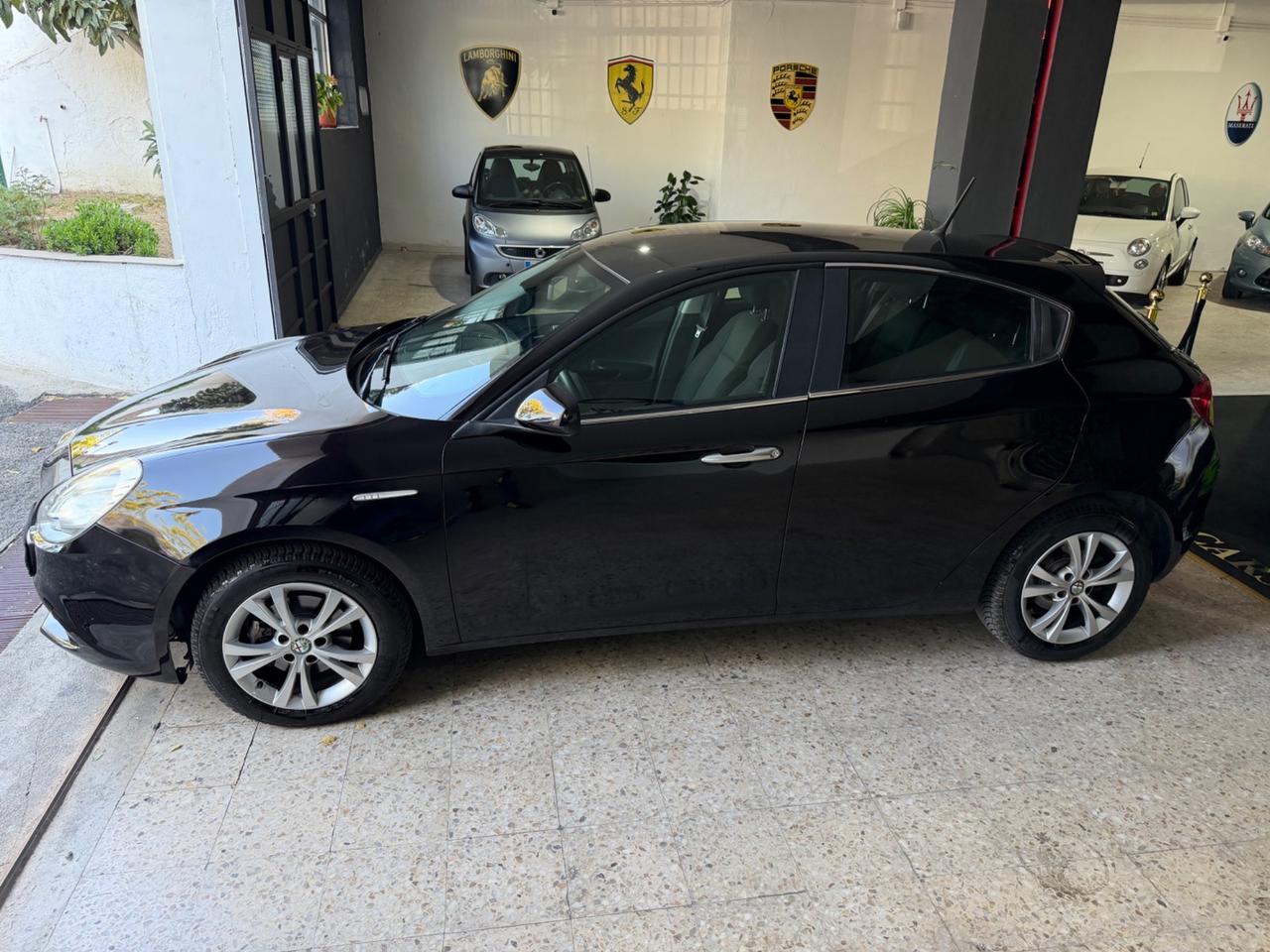 Alfa Romeo Giulietta 1.6 JTDm-2 105 CV Exclusive