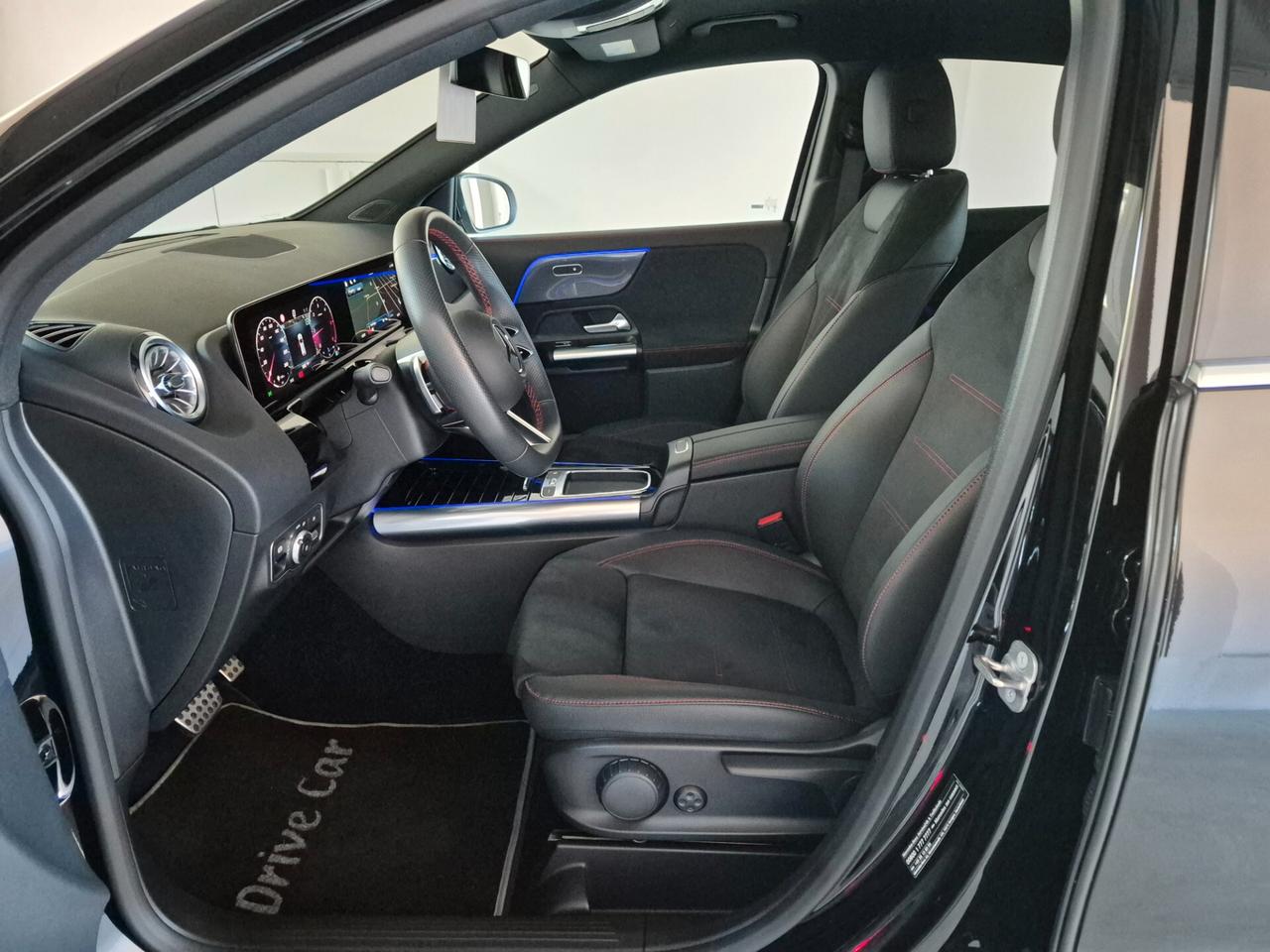 Mercedes-benz GLA 200 d AMG Line 8G-DCT LUCI AMBIENTE KEYLESS LED NAVI