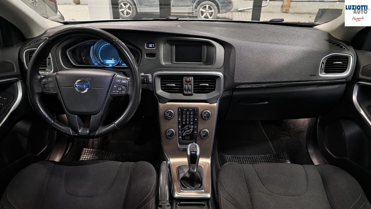 Volvo V40 Cross Country D2