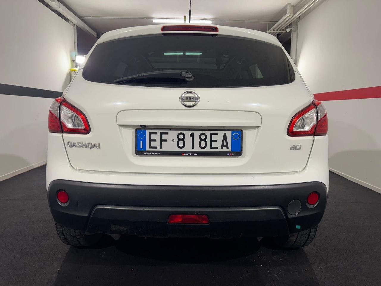 Nissan Qashqai 2.0 dCi DPF Tekna * 4X4* TETTO PANORAMICO*