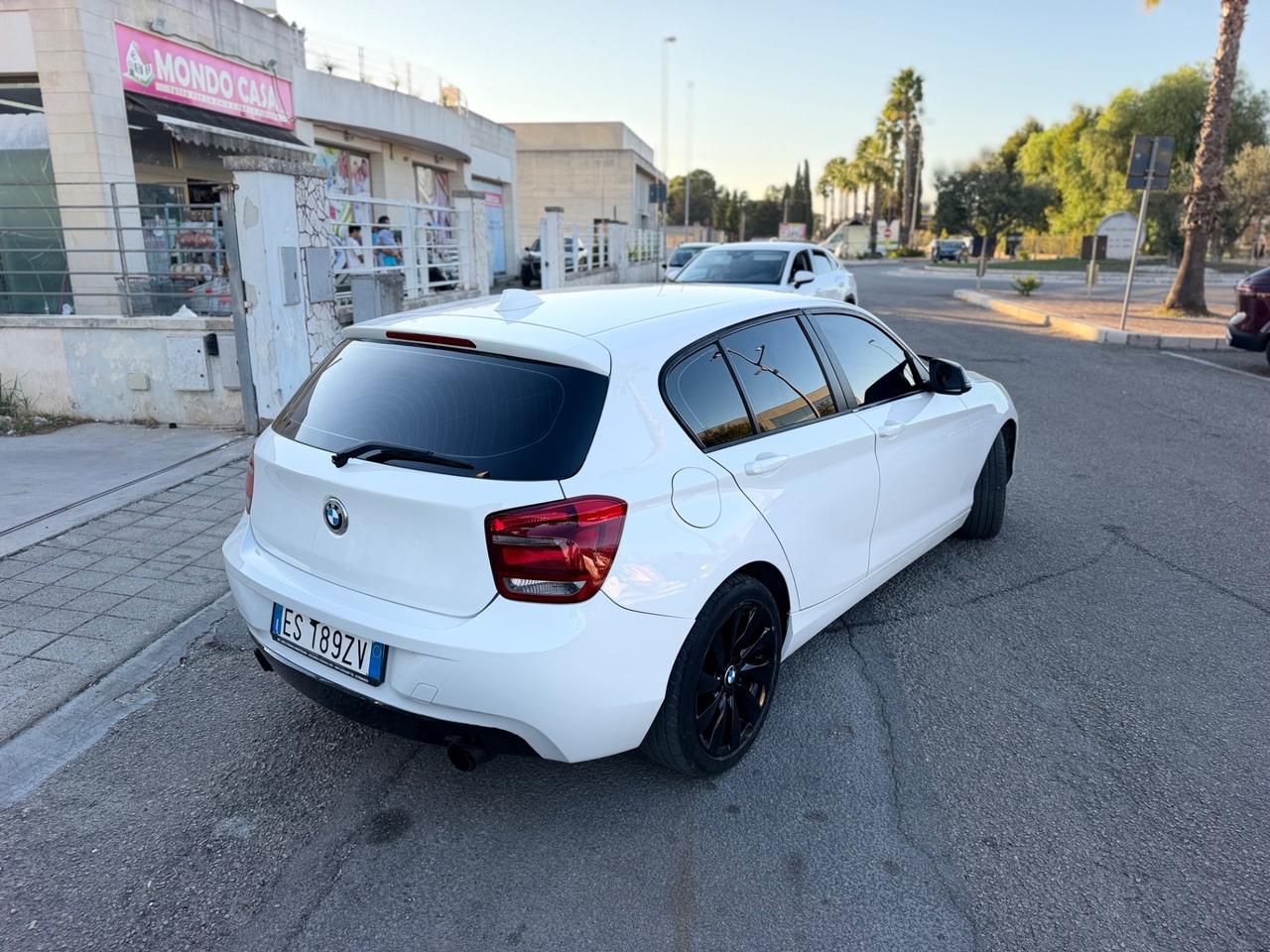 Bmw 116 116d 5p. Msport