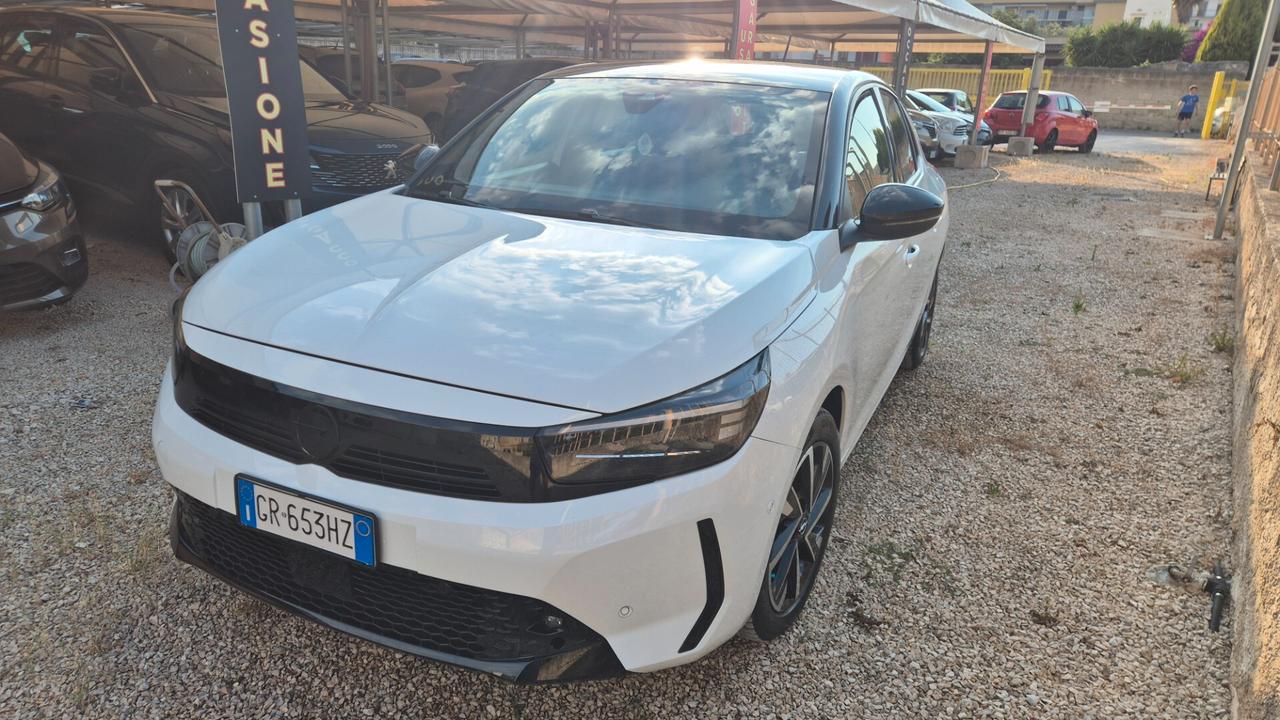 Opel Corsa 1.2 Design & Tech