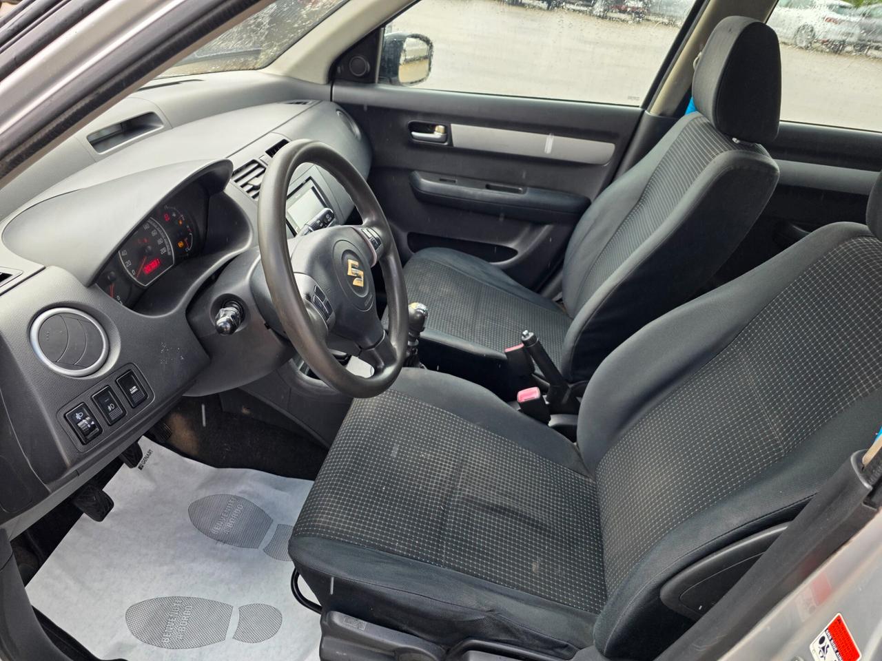 Suzuki Swift 1.3 DDiS 5p. GLX