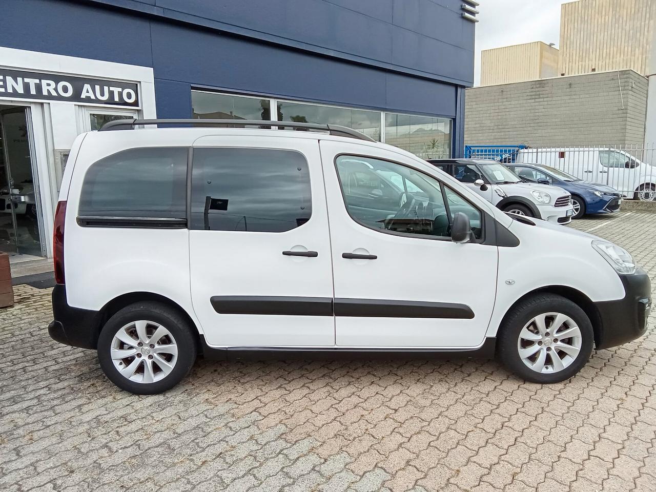 Peugeot Partner Tepee BlueHDi 120 S&S Outdoor