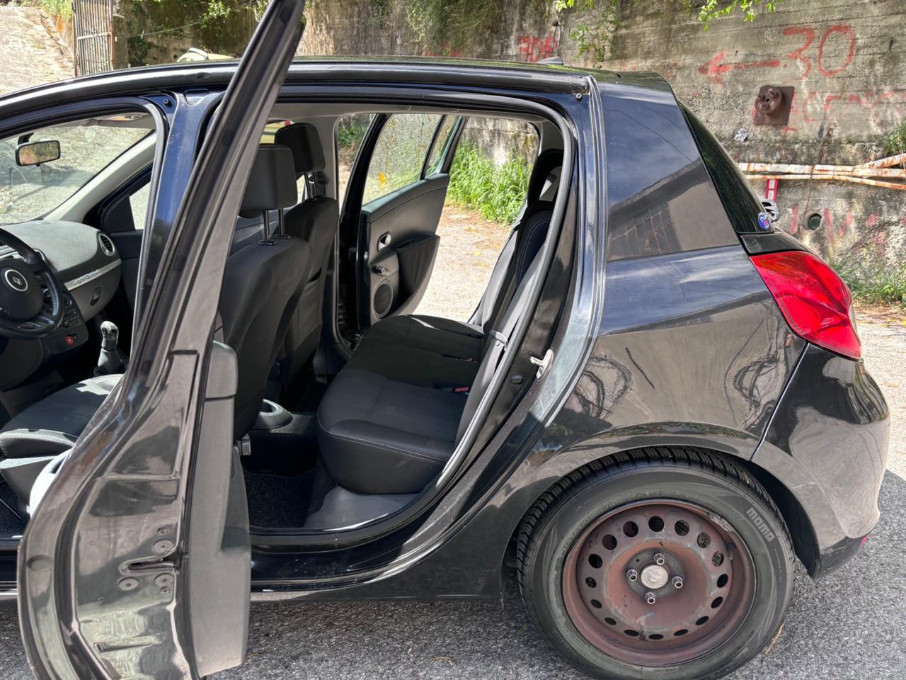 Renault Clio 1.2 16V 5 porte Dynamique