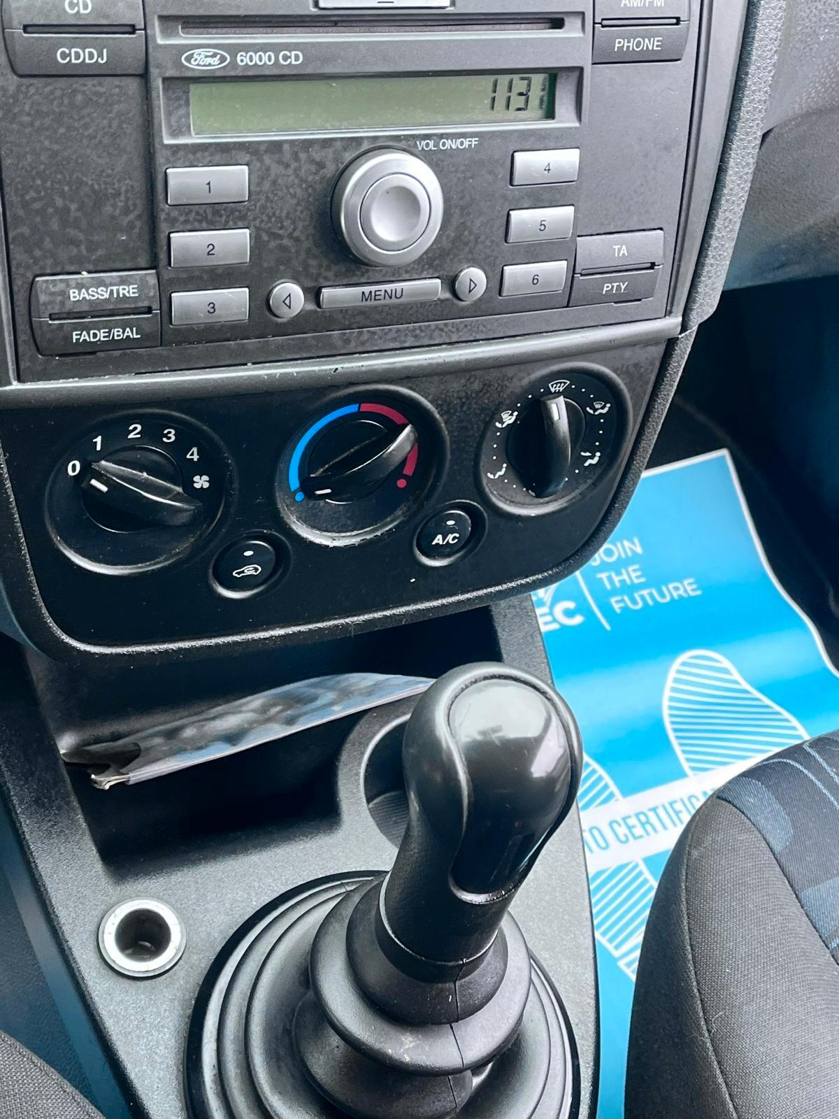 Ford Fiesta 1.4 TDCi aut. 3p. Titanium