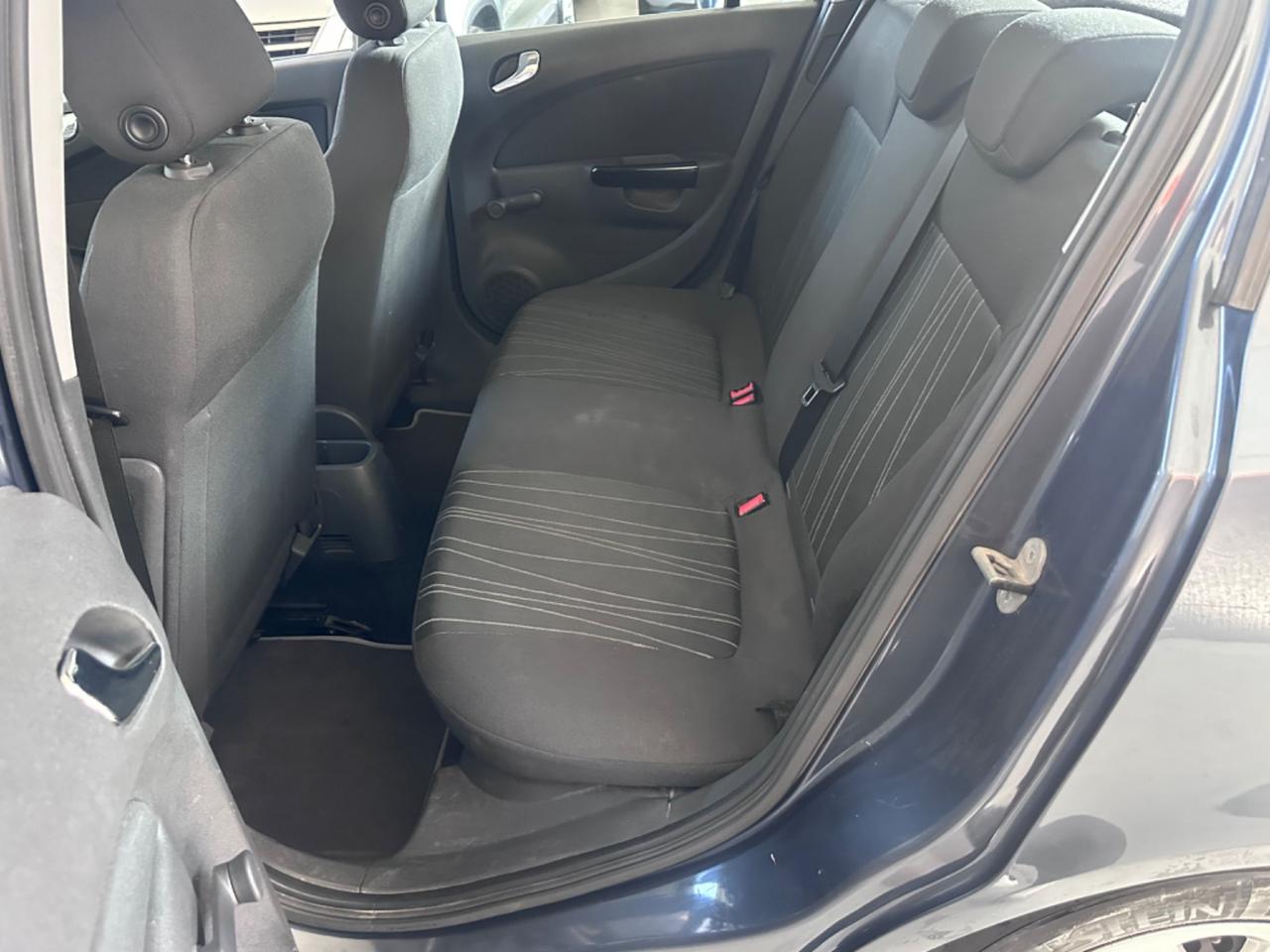 Opel Corsa 1.2 5 porte Enjoy
