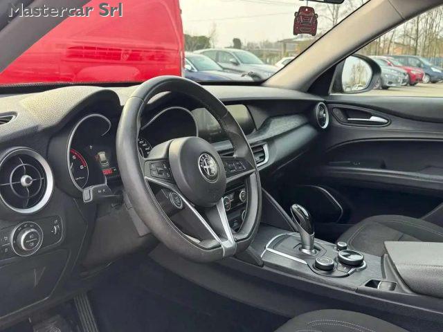 ALFA ROMEO Stelvio 2.2 t Business Q4 190cv AT8 auto - FY042DE