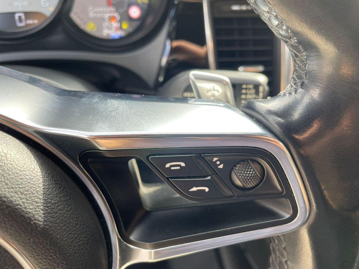 PORSCHE MACAN 3.0d