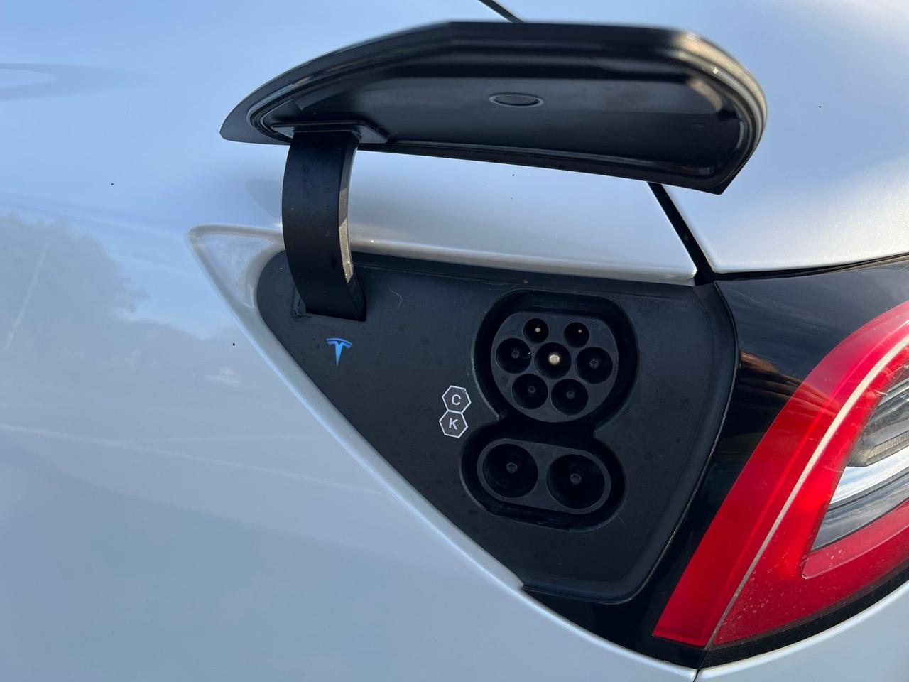Tesla Model 3 Long Range Dual Motor AWD