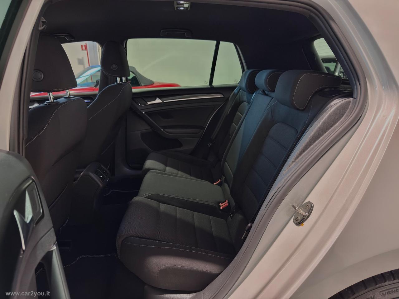 VOLKSWAGEN Golf R 2.0 TSI DSG 4MOTION 5p. BMT
