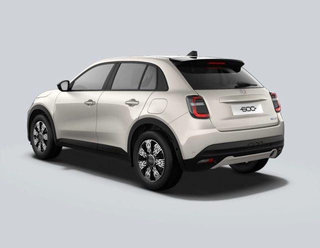 FIAT 600 Hybrid 145 CV DCT MHEV Icon