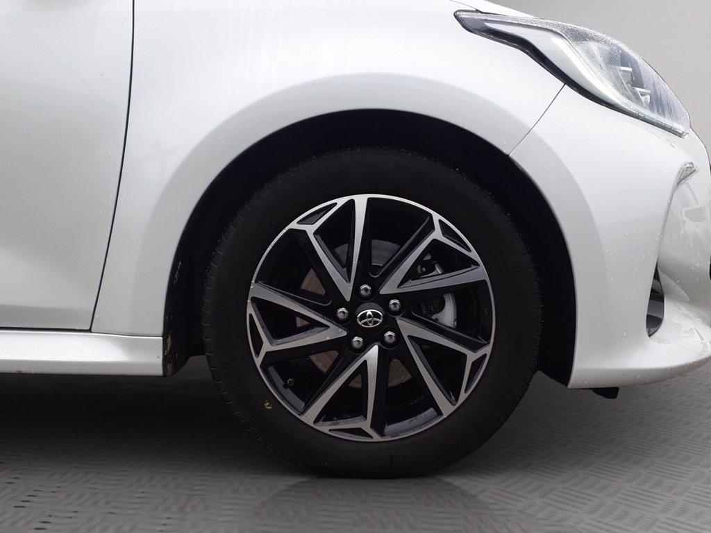 TOYOTA Yaris 1.5h style del 2022