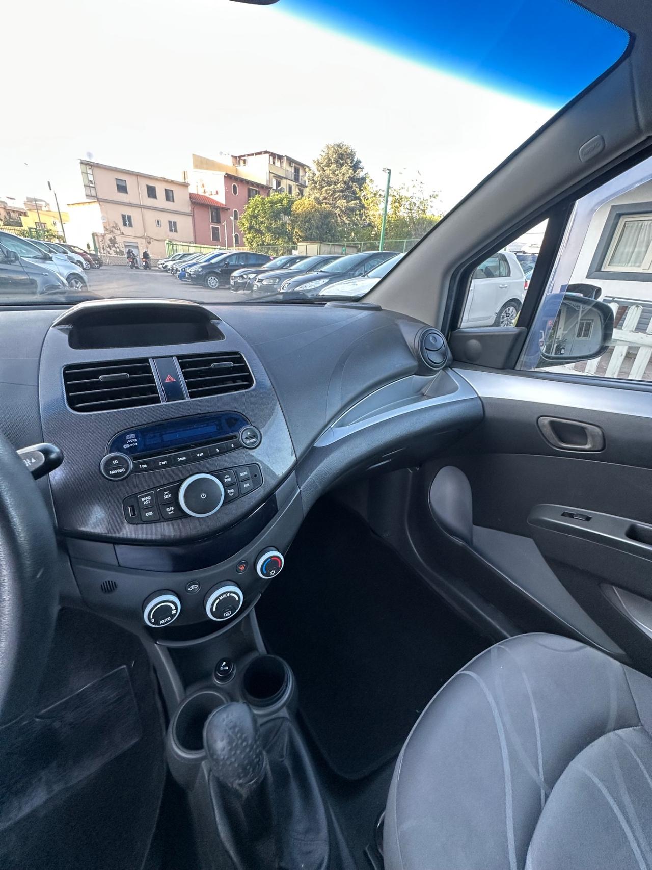 Chevrolet Spark 1.2 LT