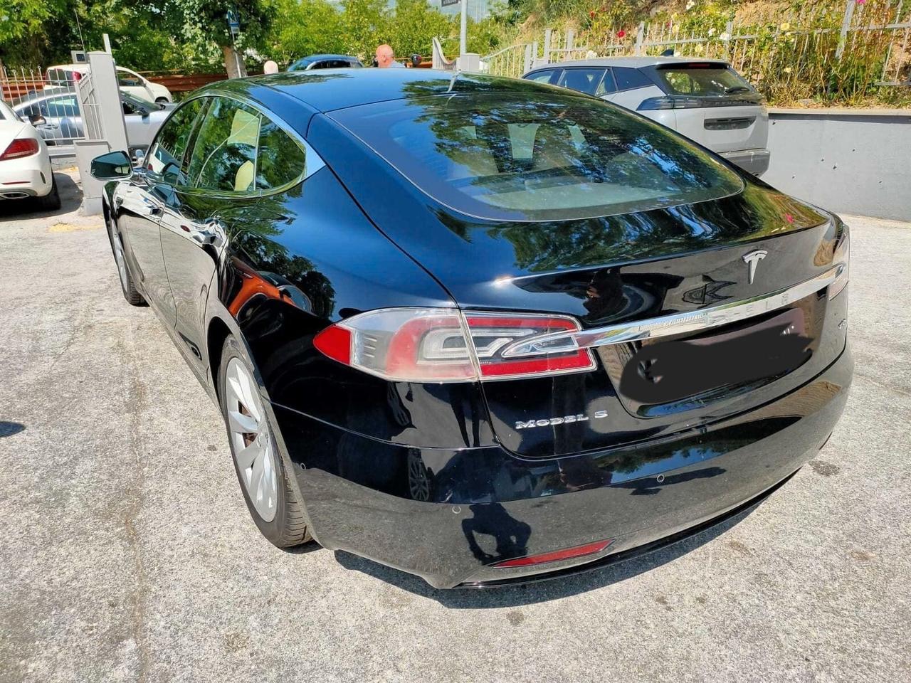 Tesla Model S 100kWh Performance All-Wheel Drive