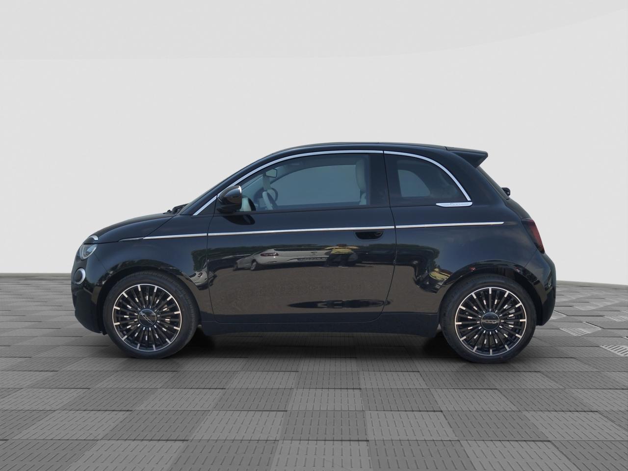 FIAT 500 (2020--->) 500 Berlina Hybrid La Prima