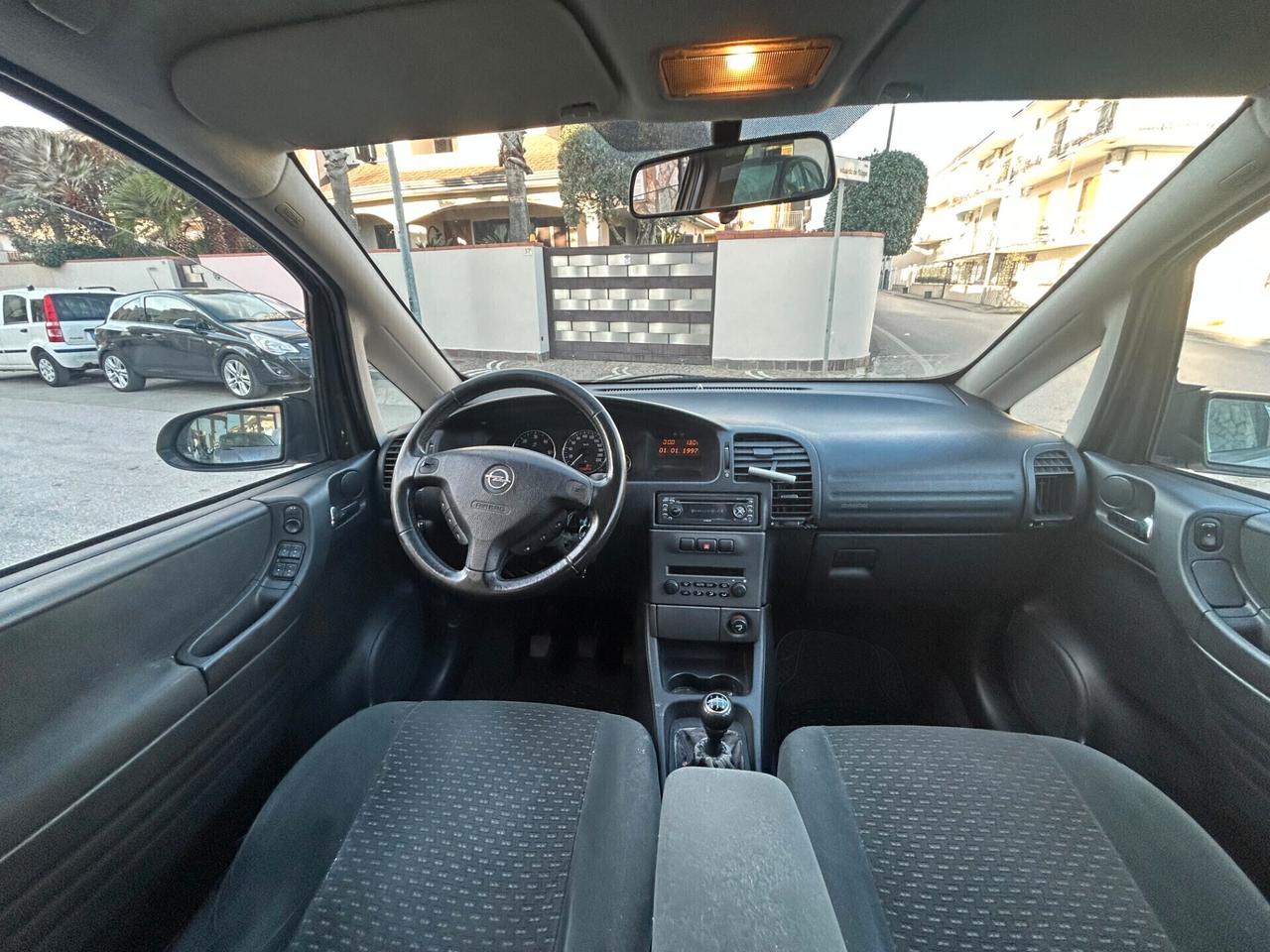 Opel Zafira 2.0 16V DTI cat Fashion Line